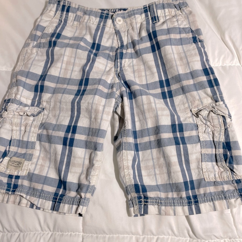 Levi’s Signature boys’ 16 reg cotton plaid cargo shorts